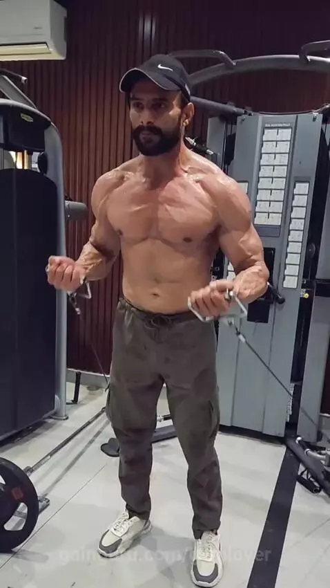 Video by gymlover